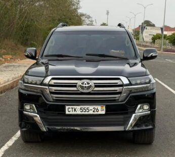 TOYOTA LAND CRUISER 2016 BLACK