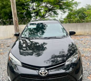COROLLA LE 2017 BLACK
