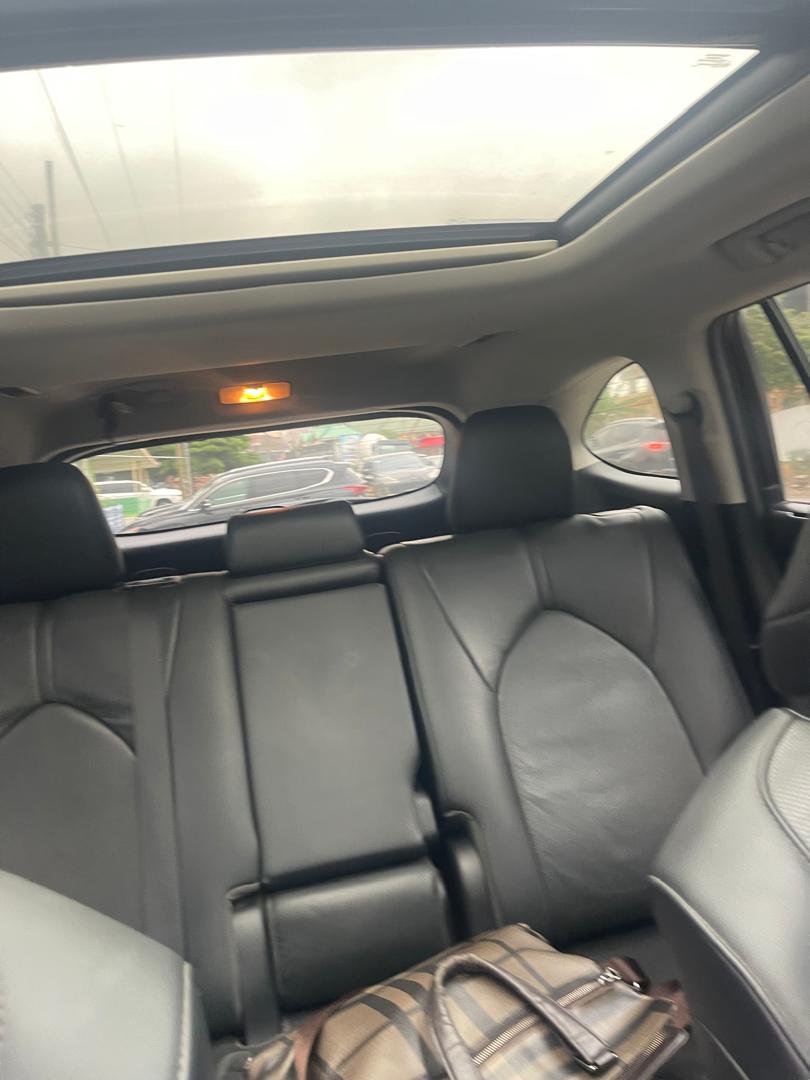 TOYOTA HIGHLANDER LIMITED BLACK 2021 - Image 8