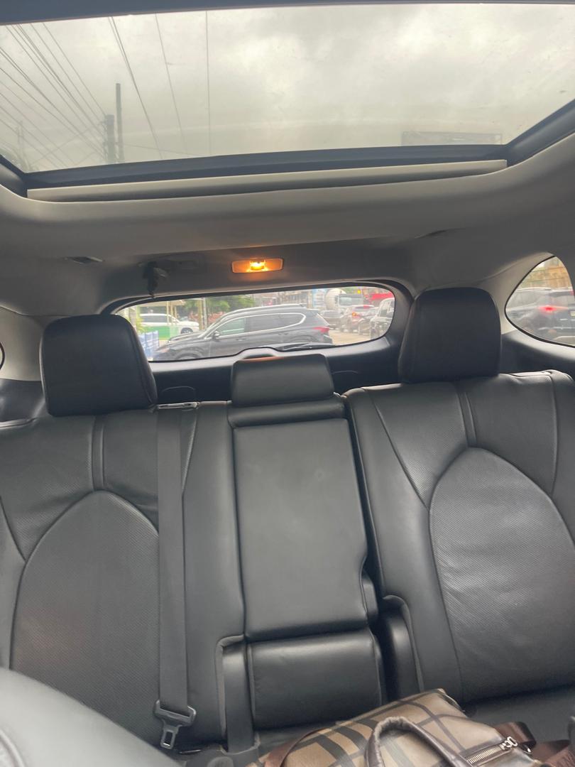 TOYOTA HIGHLANDER LIMITED BLACK 2021 - Image 5