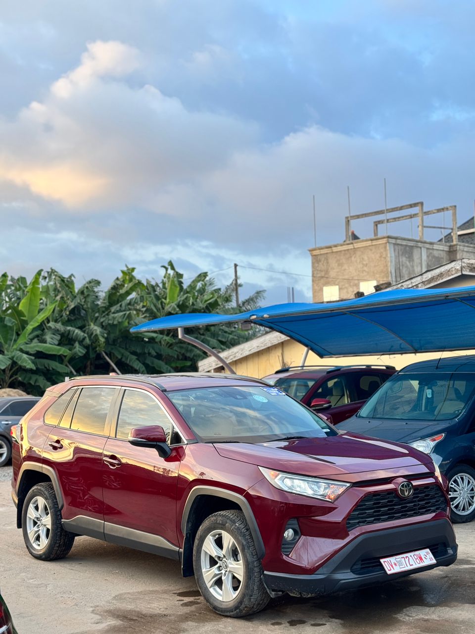 TOYOTA RAV4 XLE 2020 RED - Image 6