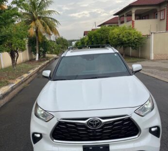 TOYOTA HIGHLANDER PLATINUM 2022