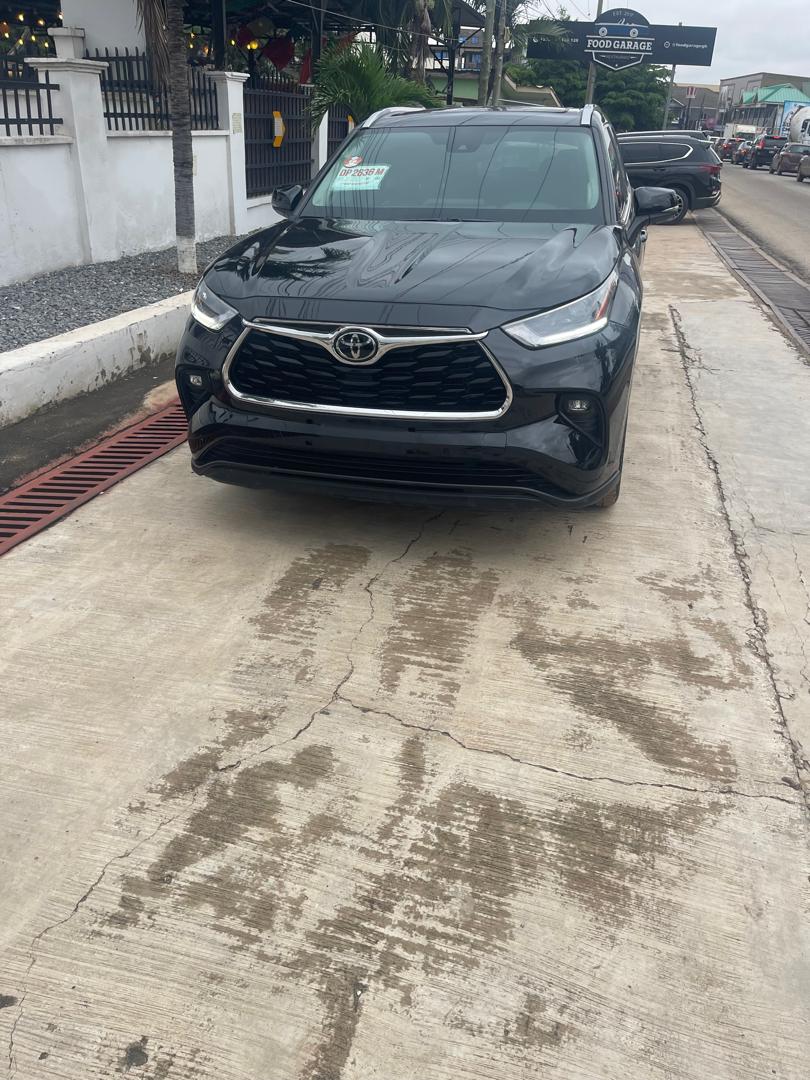 TOYOTA HIGHLANDER LIMITED BLACK 2021 - Image 9