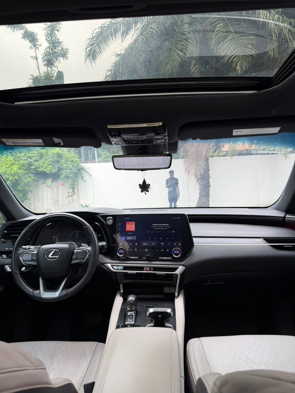 LEXUS RX 350H 2024 - Image 11