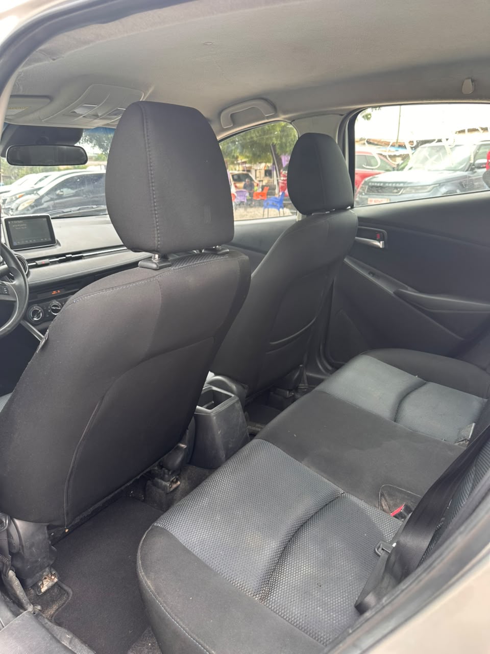 TOYOTA YARIS 2017 GREY - Image 15
